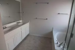 2917 Hollow Valley Dr, Fort Worth, TX 76244 - Photo 11