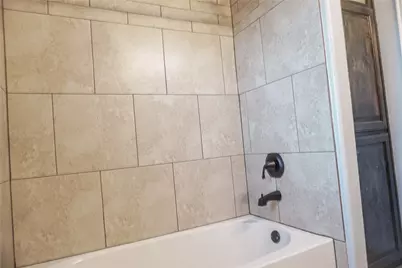 5600 Thoms Court, Fort Worth, TX 76126 - Photo 17