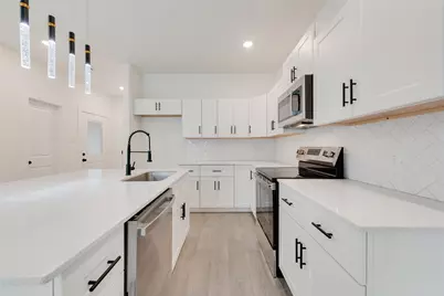 1426 Evans Avenue, Fort Worth, TX 76104 - Photo 5