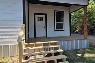 1745 E Cherry, Paris, TX 75460 - Photo 3