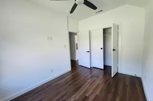 562 Jonelle St, Dallas, TX 75217 - Photo 11