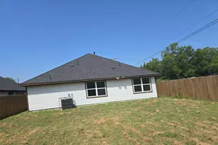 562 Jonelle St, Dallas, TX 75217 - Photo 3