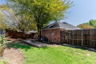 201 Sherwood Dr, Murphy, TX 75094 - Photo 27