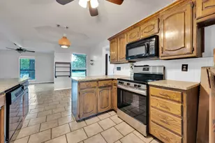 3470 Oak Tree Ln, Midlothian, TX 76065 - Photo 9