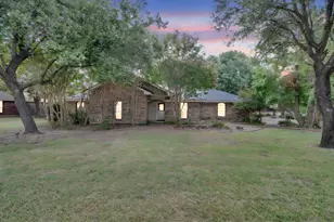 3470 Oak Tree Ln, Midlothian, TX 76065 - Photo 3