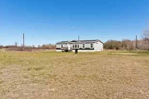 310 Cr 1787, Chico, TX 76431 - Photo 3