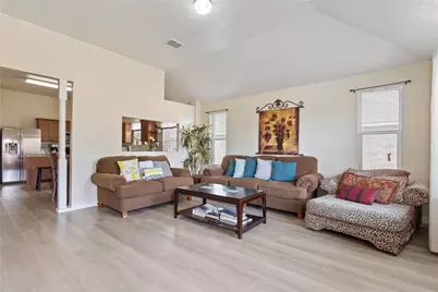 2779 Sunvalley Drive, Grand Prairie, TX 75052 - Photo 13