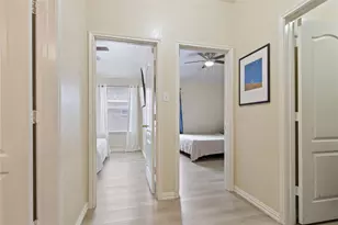 2779 Sunvalley Dr, Grand Prairie, TX 75052 - Photo 7