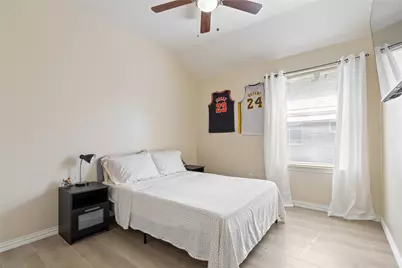 2779 Sunvalley Drive, Grand Prairie, TX 75052 - Photo 9