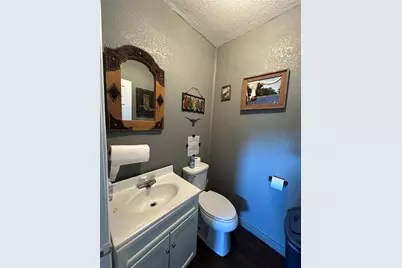 1108 NE Main Street, Ennis, TX 75119 - Photo 9