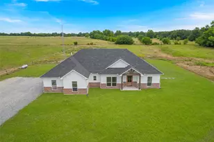 1508 Co Rd 4719, Wolfe City, TX 75496 - Photo 35