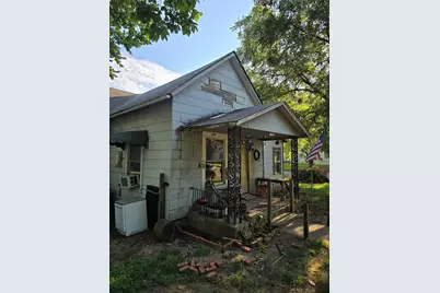 330 W Texas Street, Denison, TX 75020 - Photo 1