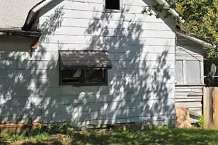 330 W Texas St, Denison, TX 75020 - Photo 3