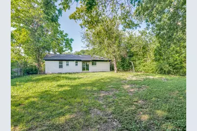 525 Moonlight Drive, Garland, TX 75040 - Photo 5