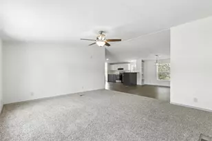 319 Denton Heights Ln, Weatherford, TX 76085 - Photo 9