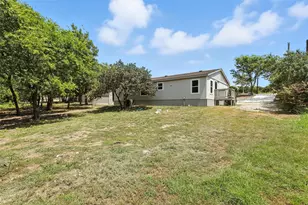 319 Denton Heights Ln, Weatherford, TX 76085 - Photo 35