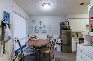 353 N Field St, Burleson, TX 76028 - Photo 5