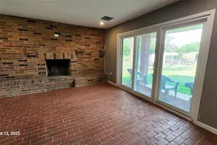 1800 Kirkpatrick Ln, Flower Mound, TX 75028 - Photo 9