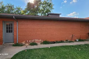 1800 Kirkpatrick Ln, Flower Mound, TX 75028 - Photo 3