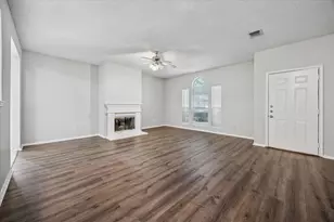 3933 Parkhaven Dr, Denton, TX 76210 - Photo 3