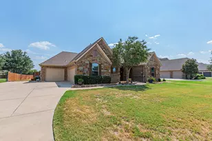 1173 Durango Springs Dr, Fort Worth, TX 76052 - Photo 3