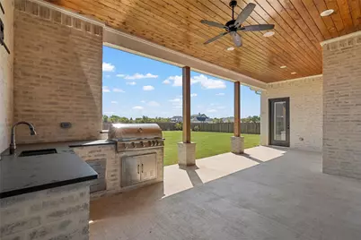 900 Glorietta Drive, McGregor, TX 76657 - Photo 35