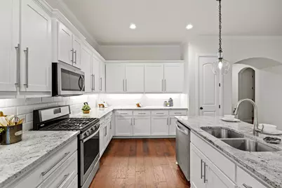 5630 Birchman Avenue, Fort Worth, TX 76107 - Photo 9