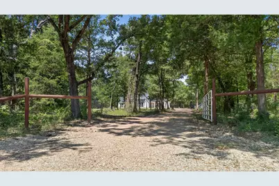 9697 County Road 1405, Athens, TX 75751 - Photo 33