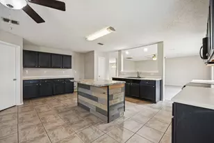 2312 Chestnut Dr, Little Elm, TX 75068 - Photo 9