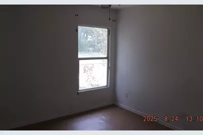 710 W Miller Road, Garland, TX 75041 - Photo 7