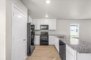 1412 Silver Oak Ln, Fort Worth, TX 76140 - Photo 13