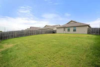 8632 Thicket Ridge Street, Fort Worth, TX 76123 - Photo 5