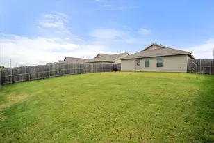 8632 Thicket Rdg St, Fort Worth, TX 76123 - Photo 5