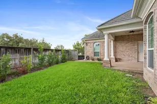 17002 Stone Briar Rd, Woodway, TX 76712 - Photo 29