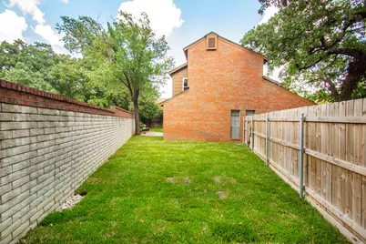 1501 Brentwood Drive, Irving, TX 75061 - Photo 27