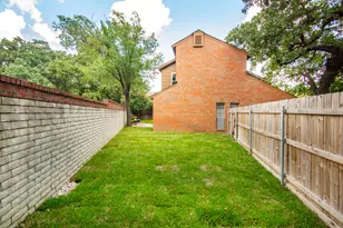 1501 Brentwood Dr, Irving, TX 75061 - Photo 27