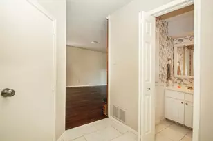 1501 Brentwood Dr, Irving, TX 75061 - Photo 15