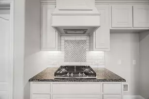 2744 Richard St, Burleson, TX 76028 - Photo 9