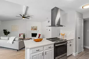 805 W Embercrest Dr, Arlington, TX 76017 - Photo 11