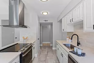 805 W Embercrest Dr, Arlington, TX 76017 - Photo 15