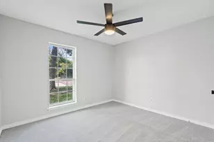 805 W Embercrest Dr, Arlington, TX 76017 - Photo 23