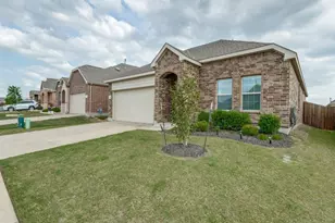 1105 Mesquite Ln, Princeton, TX 75407 - Photo 3