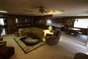 301 Travis St, Ranger, TX 76470 - Photo 23