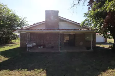 301 Travis Street, Ranger, TX 76470 - Photo 9