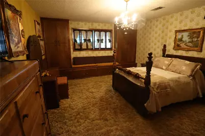 301 Travis Street, Ranger, TX 76470 - Photo 13