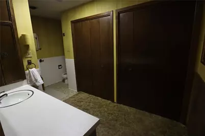 301 Travis Street, Ranger, TX 76470 - Photo 15