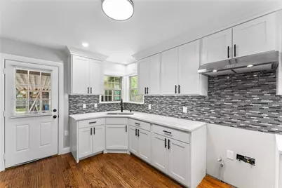 1014 Harlan Street, Irving, TX 75060 - Photo 5