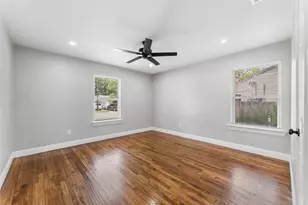 1014 Harlan St, Irving, TX 75060 - Photo 9