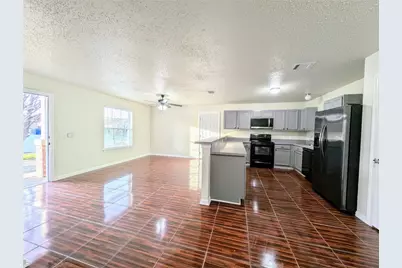 240 Crowfoot Drive, Fort Worth, TX 76131 - Photo 7