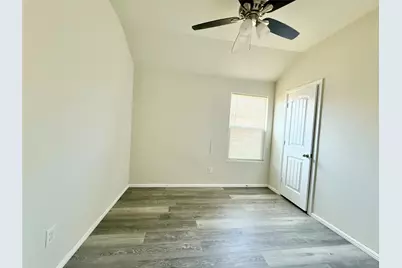 240 Crowfoot Drive, Fort Worth, TX 76131 - Photo 29